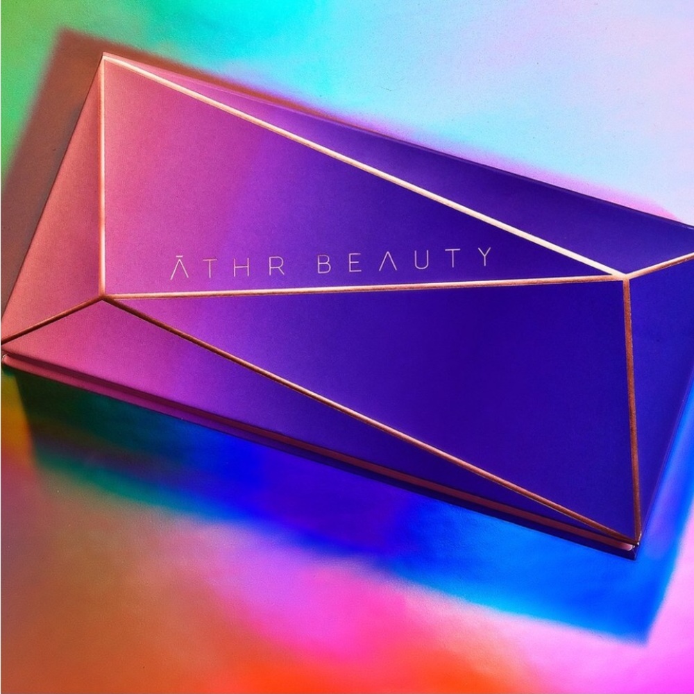 BRAND NEW ATHR BEAUTY Limited Edition Star & Moon Jewel Tones Eyeshadow Palette - Picture 4 of 14